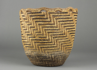 Klickitat%20artist%2C%20%3Cb%3E%3Ci%3E%20Gathering%20Basket%3C%2Fi%3E%3C%2Fb%3E%2C%20ca.%201880%2C%20cedar%20root%2C%20beargrass%2C%20and%20natural%20dyes%2C%20Gift%20of%20Mrs.%20E.W.%20St.%20Pierre%2C%20no%20known%20copyright%20restrictions%2C%2054.42.4